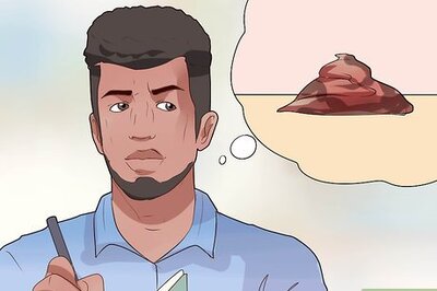 How to Analyze a Baby's Health by Poop or Stool Colors