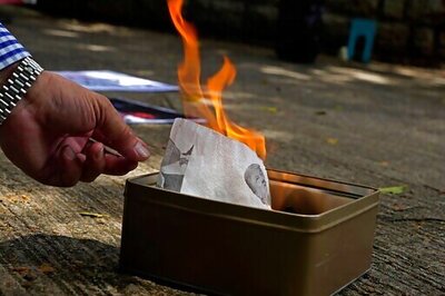 Hong Kong, Chinese officials jeer at US sanctions