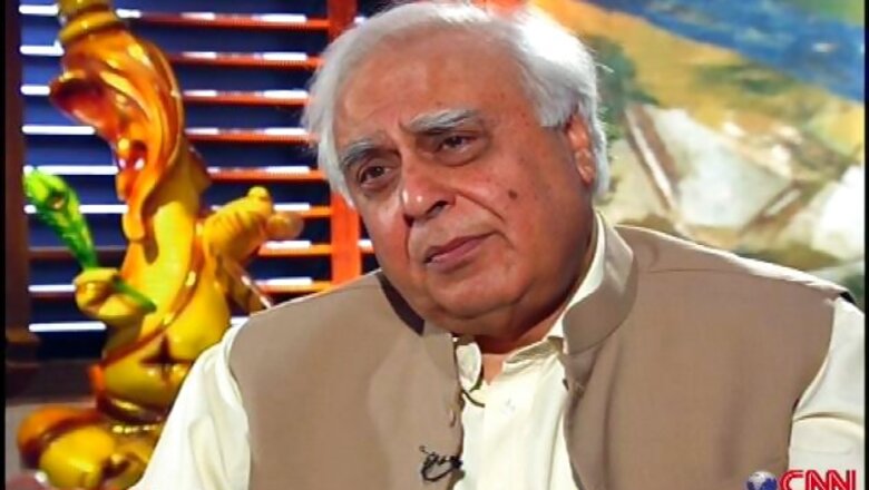 26,559 criminal cases pending in Gujarat High Court, says Sibal