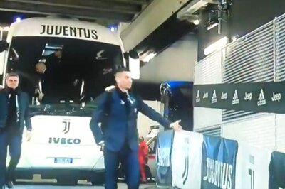 Coronavirus Effect: No Fans in Sight, Cristiano Ronaldo High-fives the Air as Juventus-Inter Milan Play in Empty Stadium