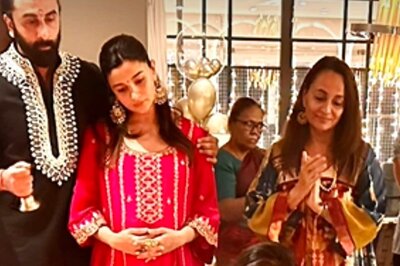 Ranbir Kapoor Holds Pregnant Alia Bhatt Tight As They Perform Diwali Puja With Neetu Kapoor