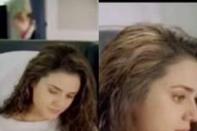 Preity Zinta, Farhan Akhtar Celebrate 21 Years of Dil Chahta Hai, Share Emotional Notes, Take a Look