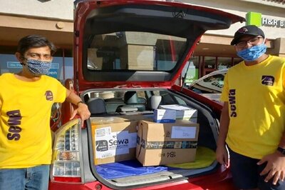 Indian-American NGO Distributes 30,000 Masks, Gloves and 20,000 Ounces of Hand Santisers in Houston