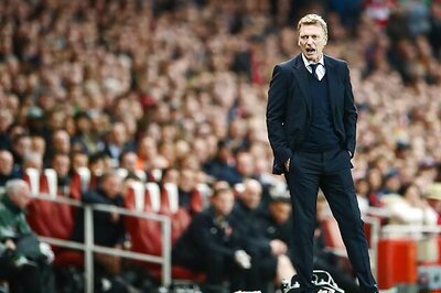 Moyes packs Fergie's autobiography for Sociedad trip