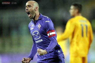 Fiorentina beat 10-man Verona 4-3 in Serie A