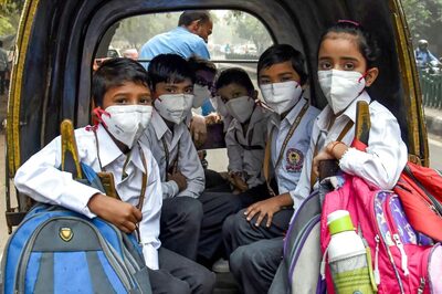 Delhi: Air Quality 'Very Poor' as Schools Reopen; GRAP III In Place, THESE Vehicles Still Banned