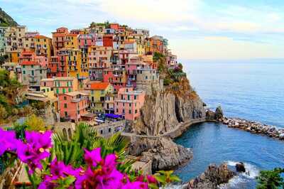 Cinque Terre To Sovana, 5 Italian Towns That Look Like Straight Out Of A Postcard