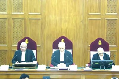 Supreme Court Gives Nod to EWS Quota in 3:2 Ratio Judgment | 5 Facts