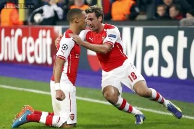 Champions League: Arsenal victory papers over the cracks