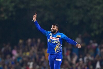 Sunrisers Hyderabad's Wanindu Hasaranga Set to Miss IPL 2024 Due to Heel Injury - Report