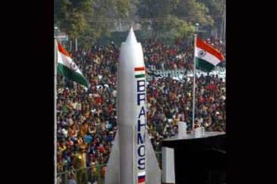 LIVE TV: Watch the R-Day parade from Rajpath