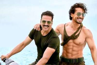 Akshay Kumar, Tiger Shroff Go For Jet Skiing, Flaunt Fitness In New Bade Miyan Chote Miyan Poster