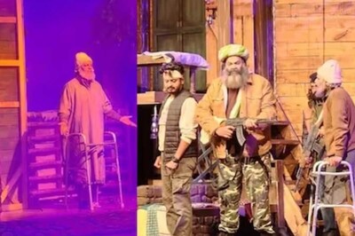 Marathi Actor Shantanu Moghe Performs Play With A Broken Leg