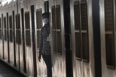 Railways to Run 610 Additional Local Train Services from November 1 in Mumbai