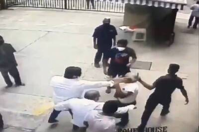 Arrested for Assault on Retired Navy Officer in Mumbai, 6 Suspected Shiv Sena Workers Get Bail