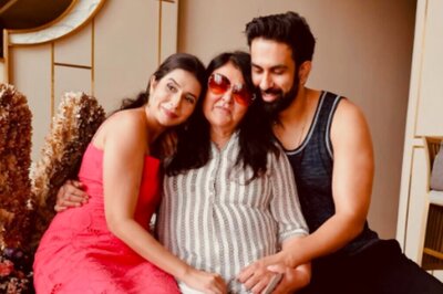 Rajeev Sen Celebrates His Mother's 73rd Birthday With Ex-Wife Charu Asopa And Daughter Ziana