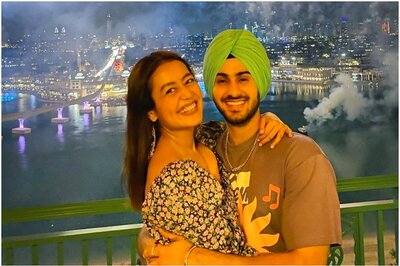 Neha Kakkar Dances to The Tunes of Laila with Hubby Rohanpreet Singh, Shares Video on Instagram