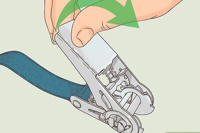 How to Use Ratchet Straps