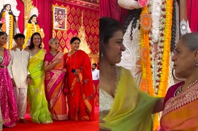 Kajol And Jaya Bachchan Have a Quick K3G Reunion at Durga Puja Pandal; Videos Go Viral