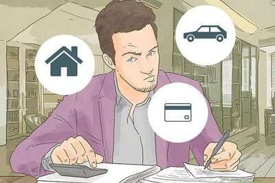 How to Compare Debt Consolidation Vs. Debt Settlement