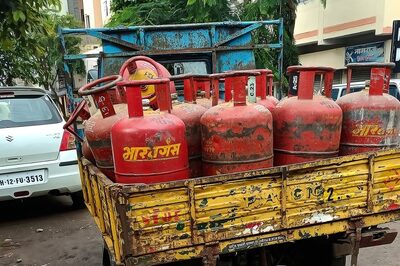 When Will People Get Cheaper Domestic LPG? This is What Petroleum Minister Hardeep Puri Says | WATCH