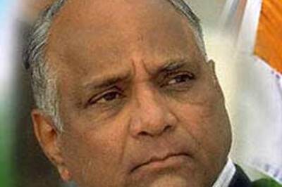 Rebel NCP leaders call Pawar 'communal'