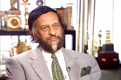 Court allows TERI DG RK Pachauri to travel abroad