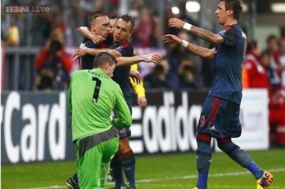 Ribery shines as holders Bayern Munich ease to victory