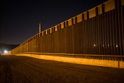 Trump Prepared to Shut Down Government over US-Mexico Border Wall Demand
