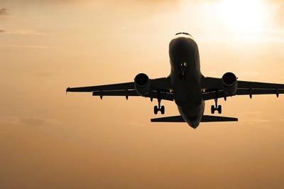 Passengers Having Pandemic Party on Charter Flight to Mexico Fined by Canadian Authorities