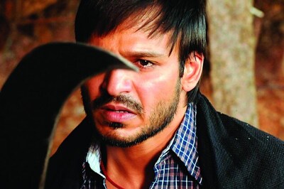Vivek Oberoi pays homage to former legislator Paritala Ravi