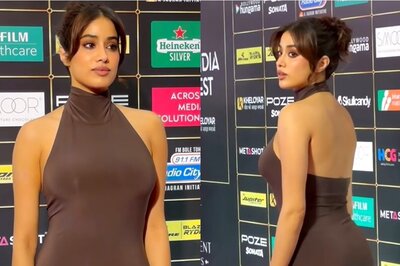 Janhvi Kapoor Looks Stunning In A Brown Bodycon Outfit, Fans React; Watch Video
