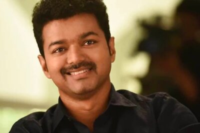 Happy Birthday Thalapathy Vijay: Watch Dance Numbers of the Tamil Actor That Will Make You Groove
