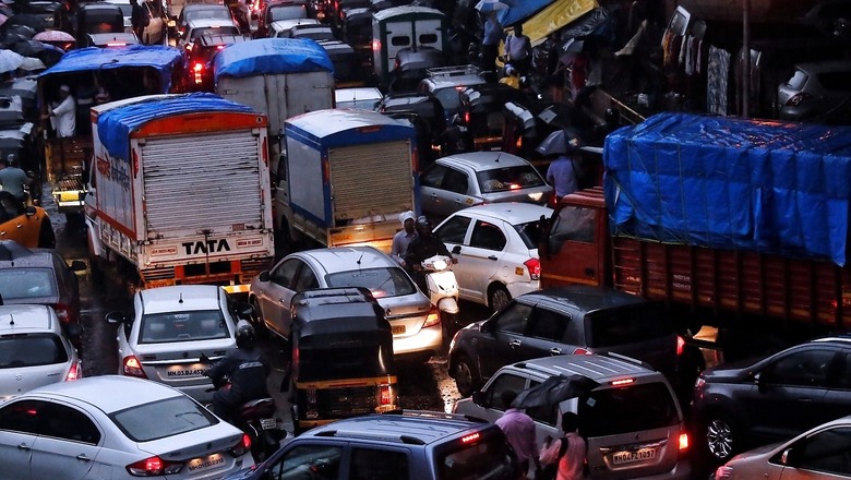 Traffic Woes in Mumbai to Worsen as Repair Work on Three Flyovers to Begin Next Month