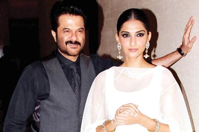 Anil Kapoor Wants Daughter Sonam Kapoor Ahuja as a Female Lead in His Directorial Debut