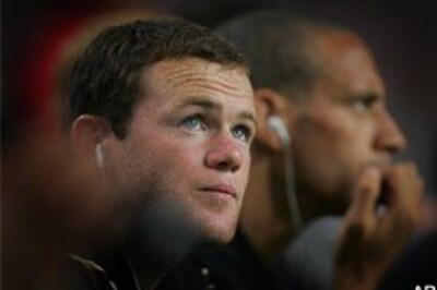 Man U aim throwing gauntlet to Chelsea