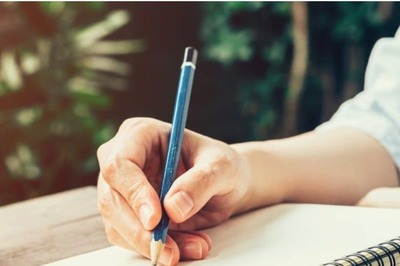 Parl Panel Raises Concerns Over Decrease in Membership of Delhi Public Library; Proposes Digitization of Texts