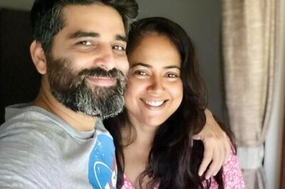 Sameera Reddy Posts 'Exhausted Parents' Selfie', Says 'Stronger Together'