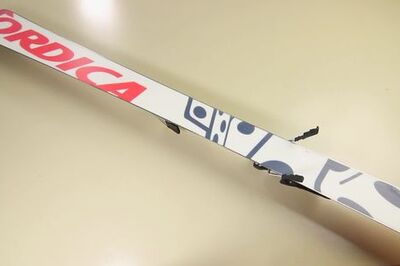 How to Wax Skis