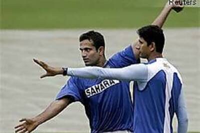 IPL update: Irfan woos Mohali with a maiden