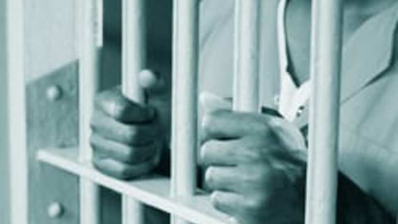 China jails NYT researcher for fraud