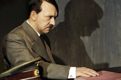 Hitler's paintings to go on sale in Britain