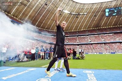 Pep Guardiola raises doubts over Bastian Schweinsteiger's fitness