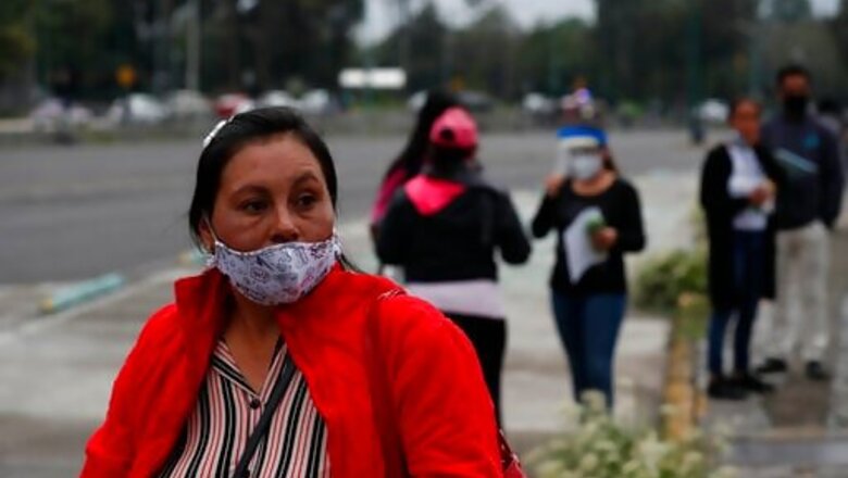 Mexican students take college entrance exam amid pandemic