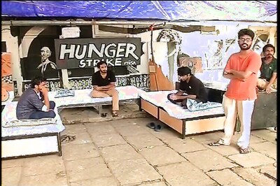 FTII students to end hunger strike if government fixes meeting date