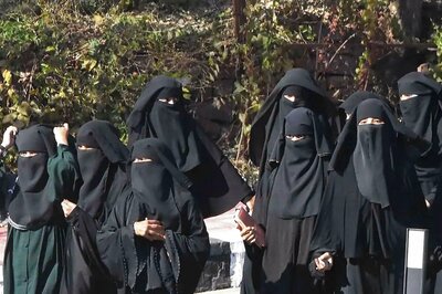 Karnataka Hijab Row Only in 8 Schools & PU Colleges, Says Govt; HC Posts Matter for Friday | Updates