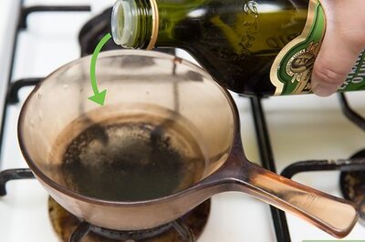 How to Clear up Ear Congestion With Olive Oil