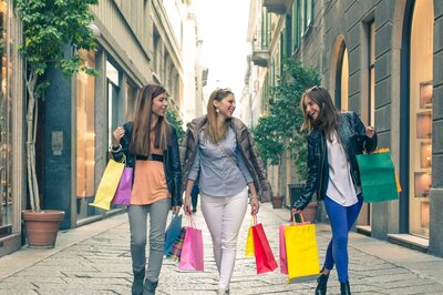 Majority Of Indians Plan To Spend Most On Travel, Shopping More Thoughtfully This Year: Amex Trendex