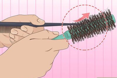 How to Clean a Round Hair Brush