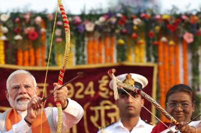 President Murmu, PM Modi Participate In Ravan Dahan On Dussehra At Red Fort In Delhi